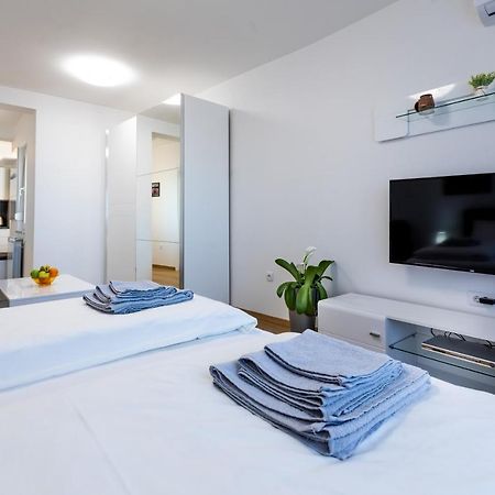 Mb Apartment 苏博蒂察 外观 照片